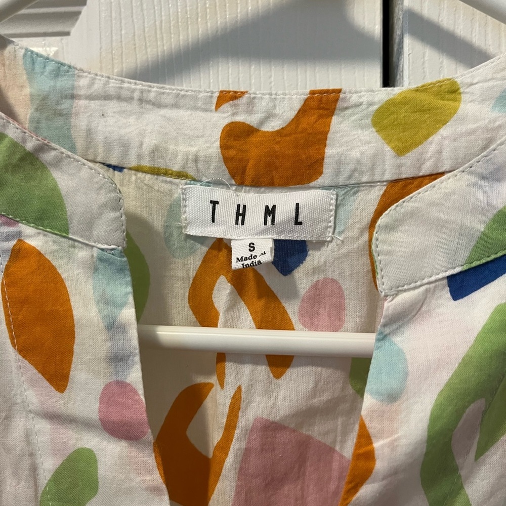 THML Abstract Print Flutter Sleeve Blouse Size S - Picture 5 of 9